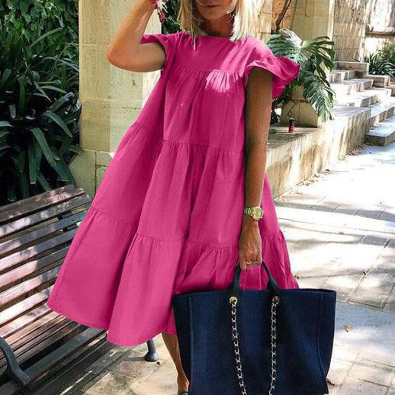 Kurzes Midikleid mit ausgestelltem Rock