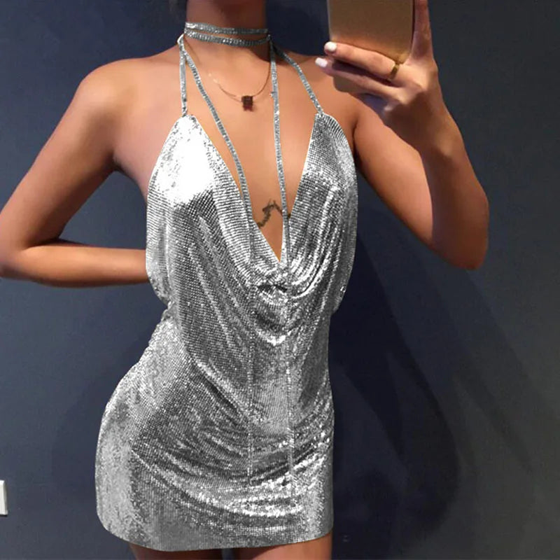 Valenzora | Diamant-Neckholder rückenfreies Mini-Kleid aus Metallic mit Schlitz