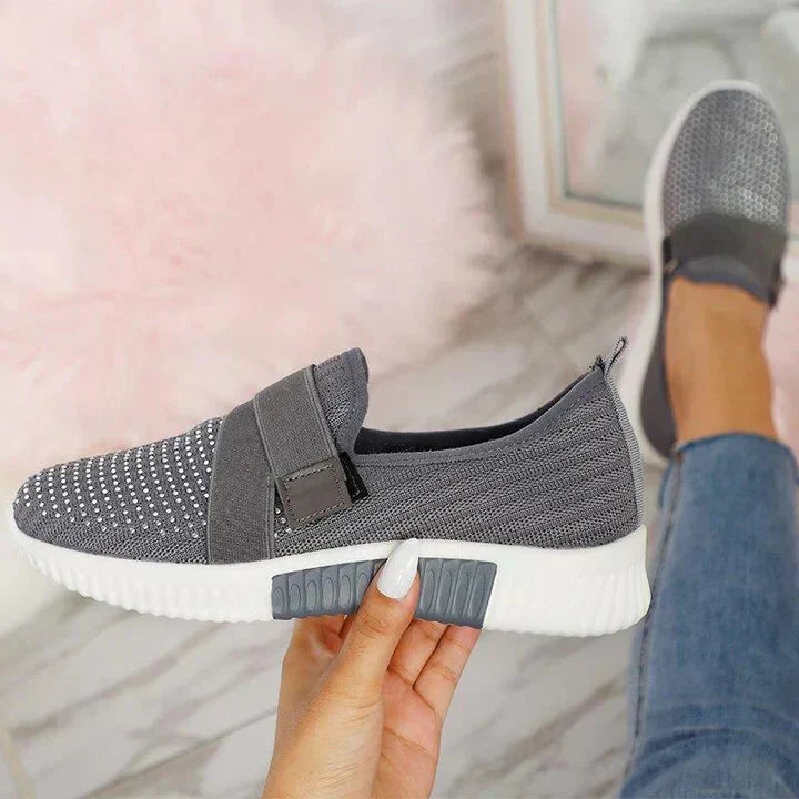 Valenzora | Slip-on-Sneakers für Damen mit Klettverschluss. Verbessern Sie Ihre Laufhaltung!