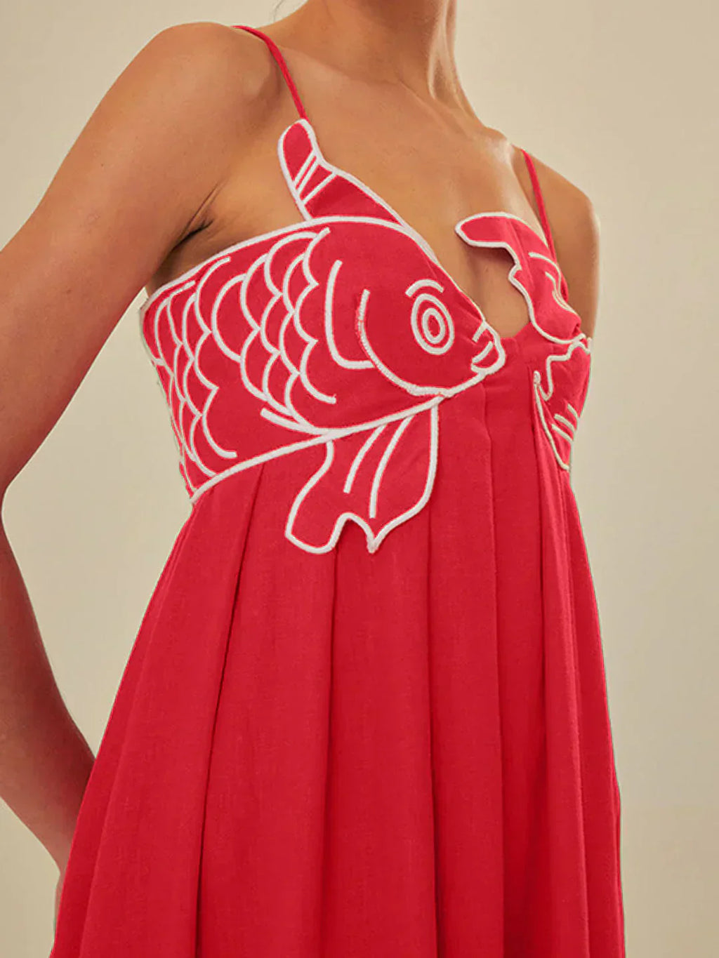 Valenzora | Fish Spaghetti Strap Midi Dress