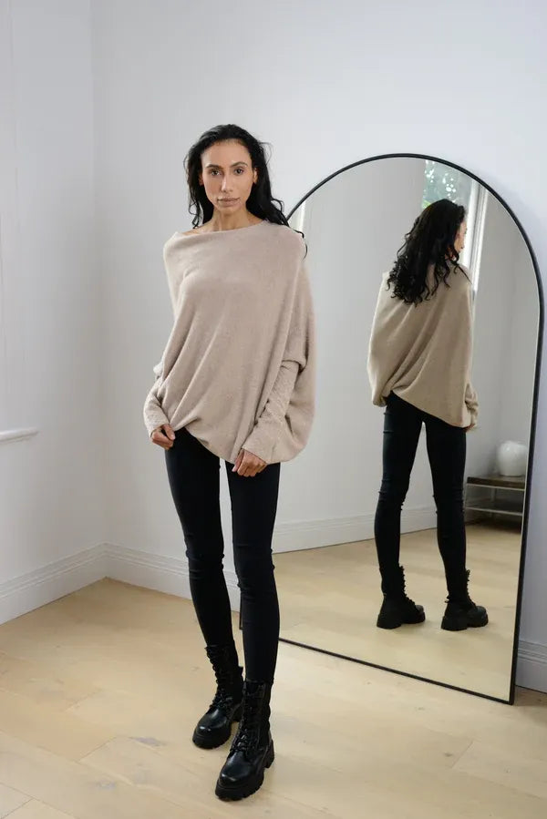 Valenzora | Asymmetrischer Damenpullover mit eleganter Drapierung