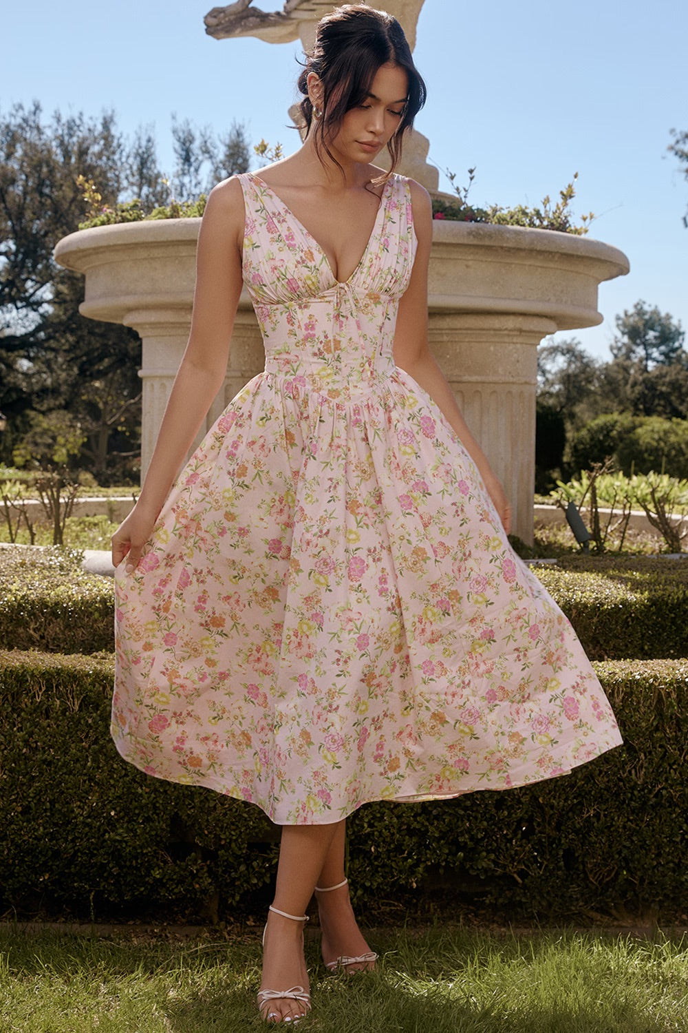Valenzora | Abendkleid mit klassischer Silhouette für Damen