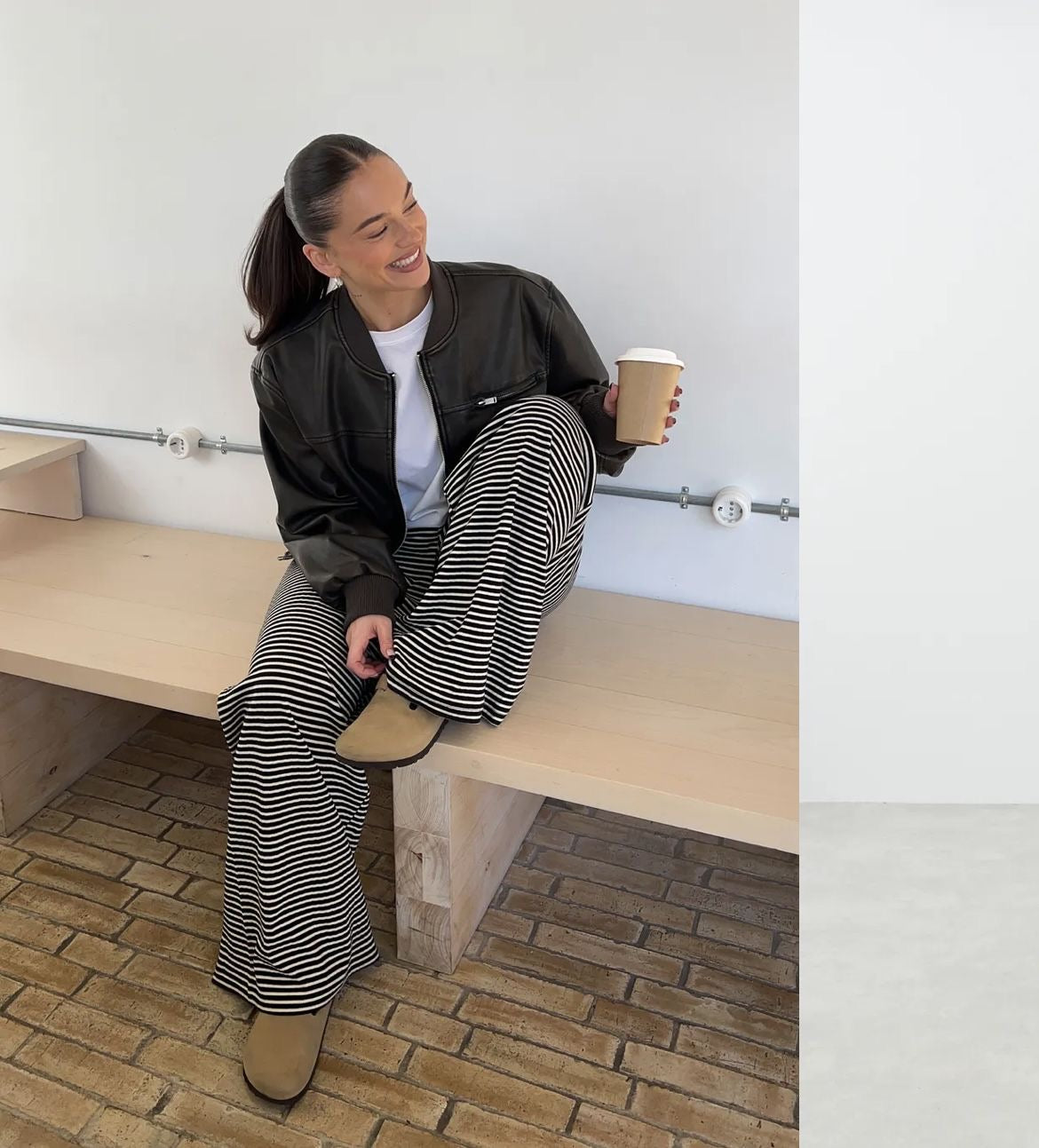 Valenzora | Cool Striped Trousers for a Fresh Look