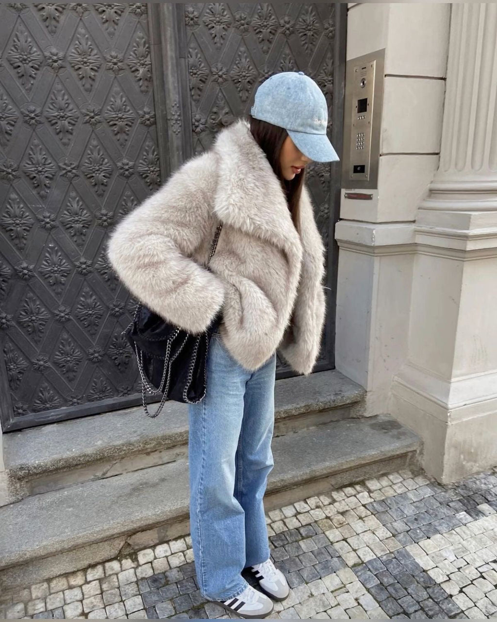 Valenzora | Faux-fur coat