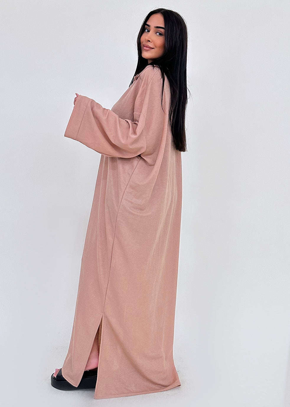 Valenzora | Verspieltes weites Damenkleid – Edition 2026