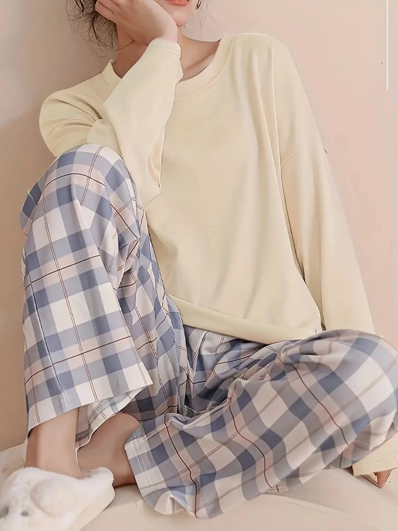 Valenzora | Women's pajama set in fashionable colors