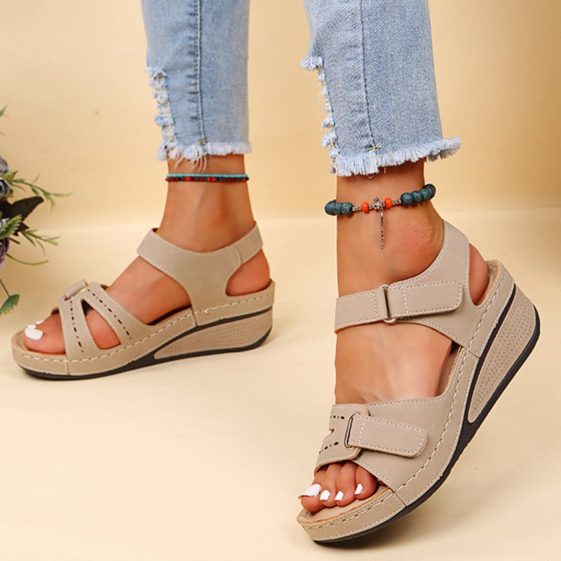 Valenzora | Fashionable sandals for women