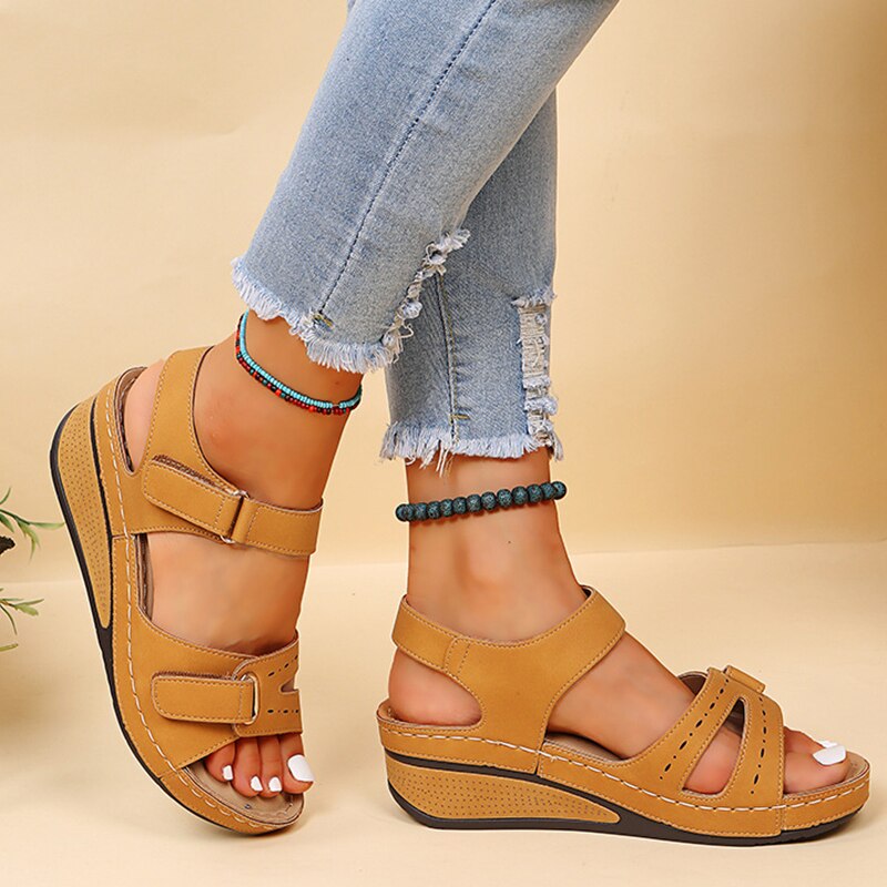Valenzora | Fashionable sandals for women