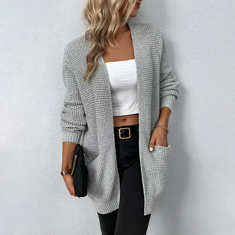 Lässige und mühelose Winterstrickjacke