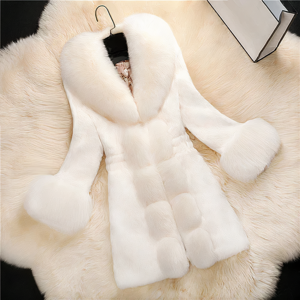 Valenzora - Elegant faux fur coat