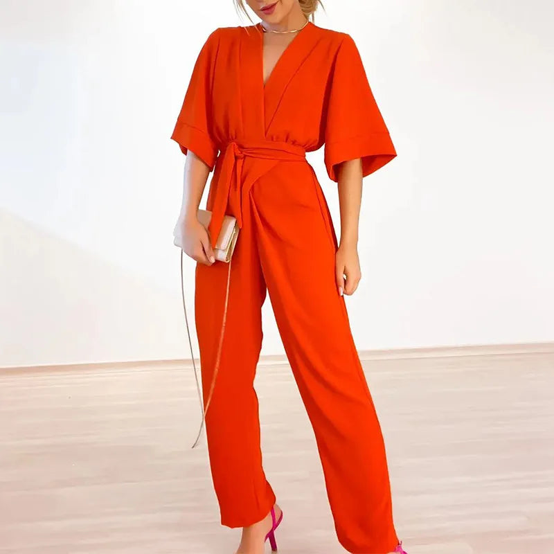 Valenzora | Simple jumpsuit with V-neck and short sleeves
