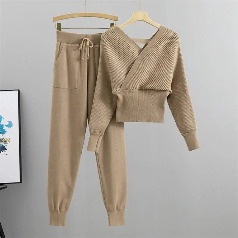 Valenzora | Women's Tracksuit – Comfortable and Stylish for Fitness and Leisure