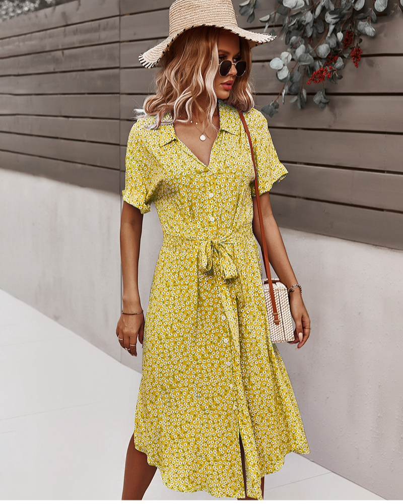 Valenzora | Summer Midi Dress This floral dress is a must-have for this summer