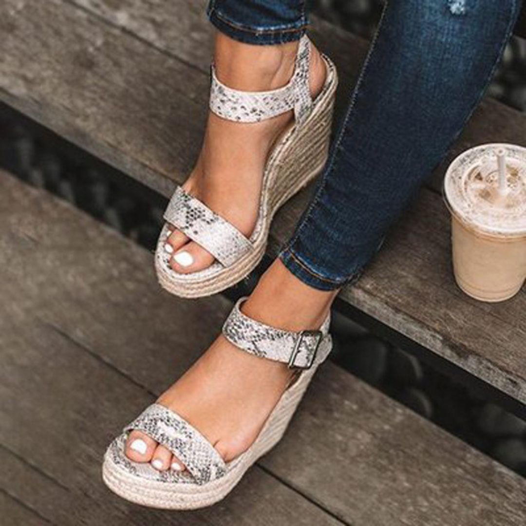 Valenzora | Wedge sandals Elegant women's shoes with belt