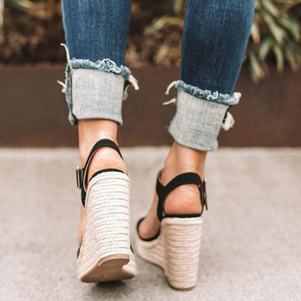 Valenzora | Wedge sandals Elegant women's shoes with belt