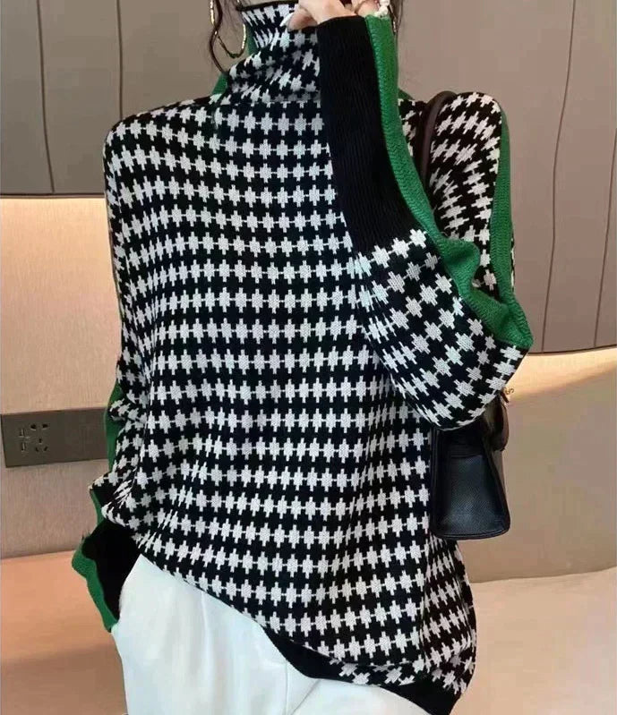 Valenzora | Elegant sweater with black and white checkered pattern