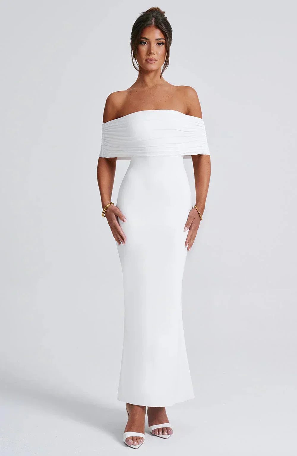 Valenzora | Kleid, rückenfrei, figurbetont, schulterfrei, elegantes Kleid
