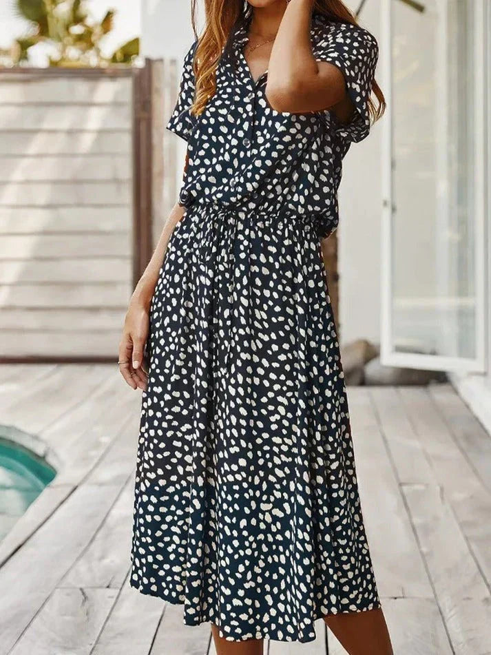 Valenzora - Elegant short-sleeved shirt dress with polka dots and drawstring waist