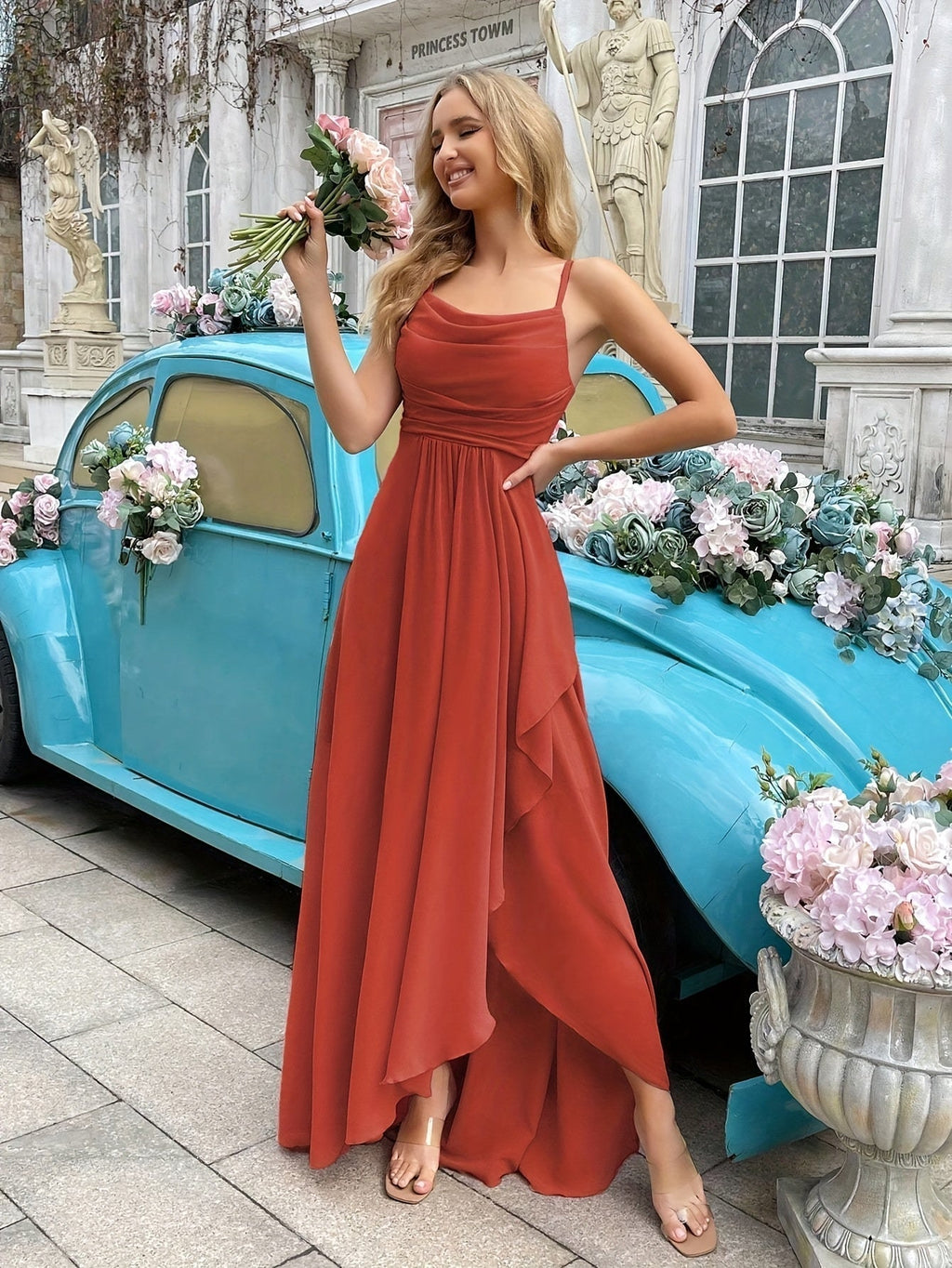 Valenzora | Elegant long evening dress with asymmetrical skirt