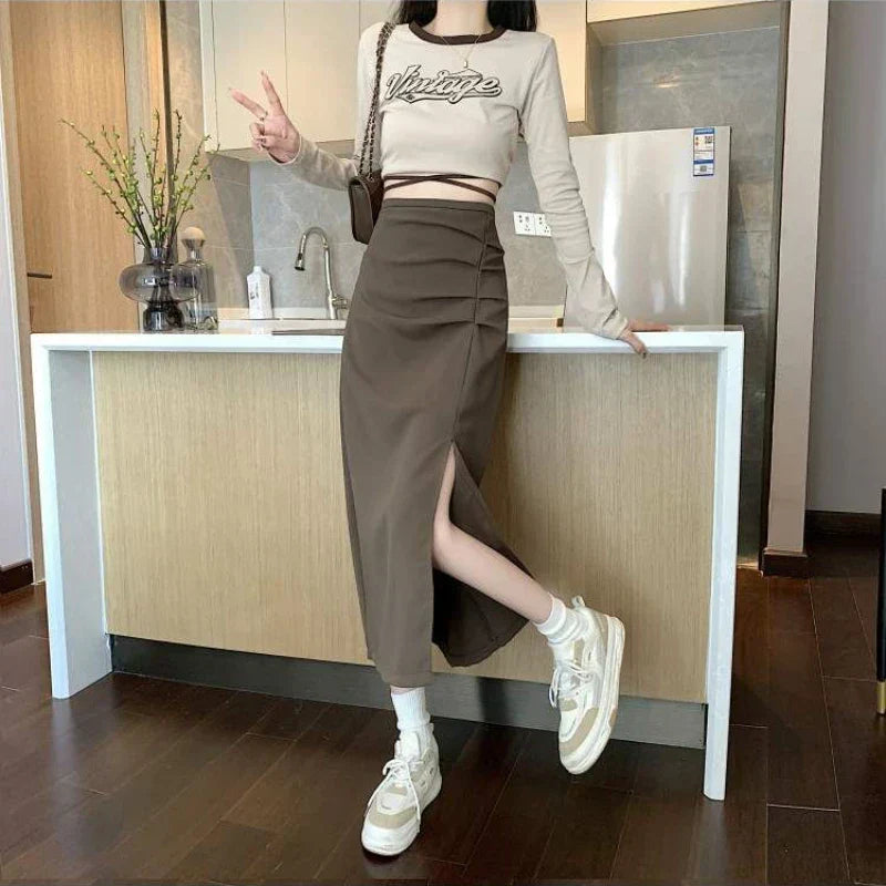 Valenzora - Women's midi skirt with pleats and side slit in Korean style