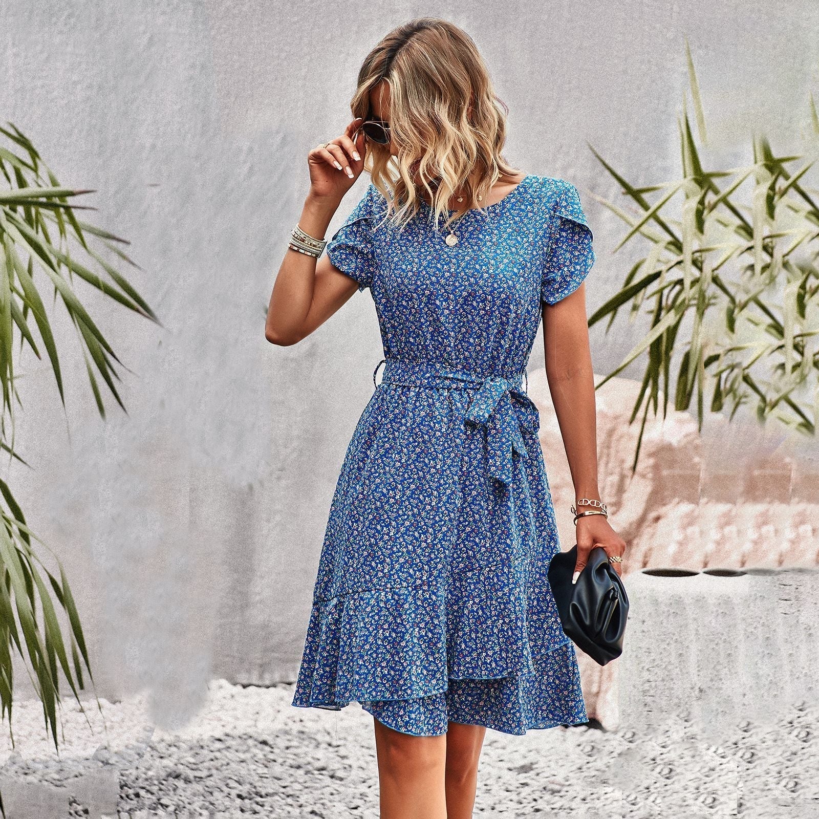 Midi dress with waistband