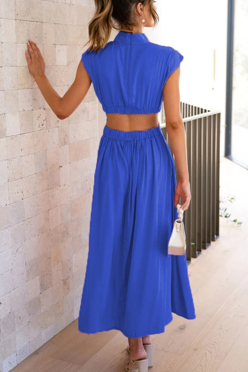Valenzora | Midikleid mit Rollkragen und Cut-Outs