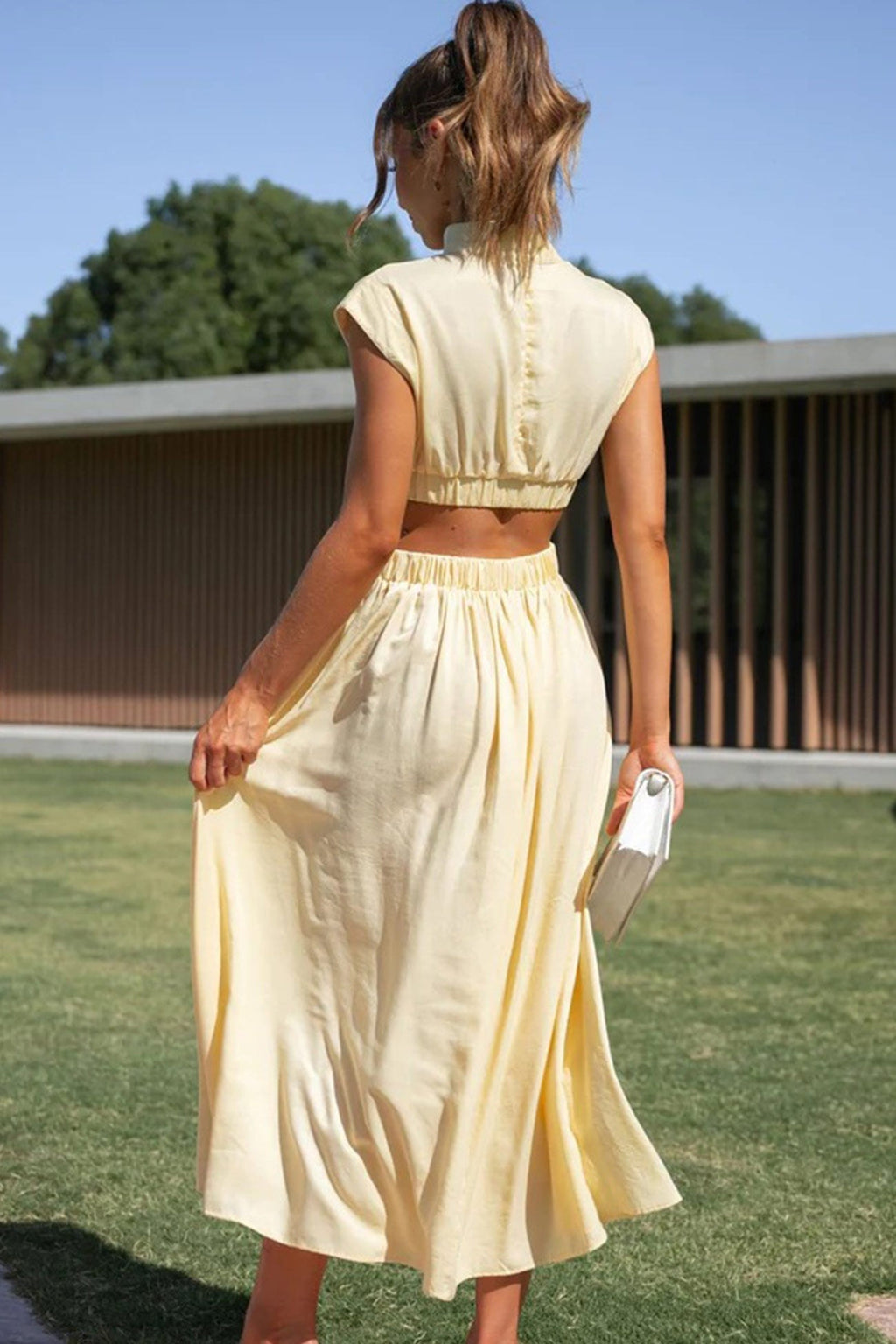 Valenzora | Midikleid mit Rollkragen und Cut-Outs