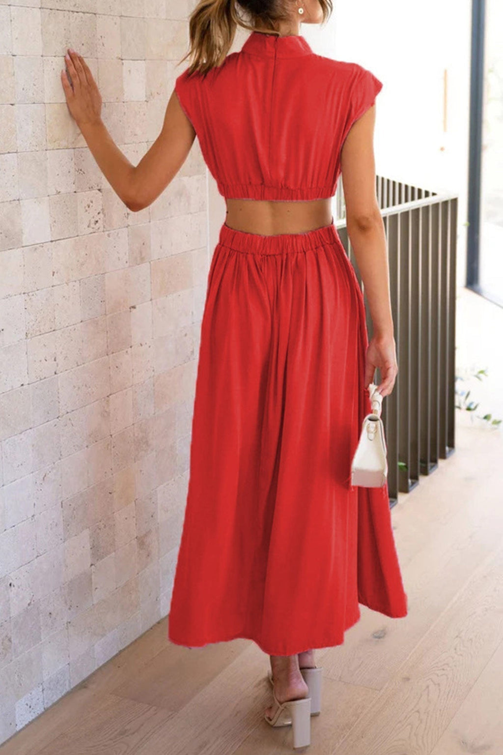 Valenzora | Midikleid mit Rollkragen und Cut-Outs