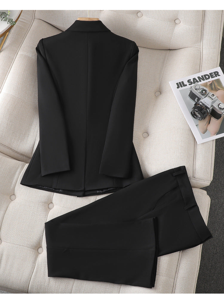 Valenzora | Set with blazer and trousers