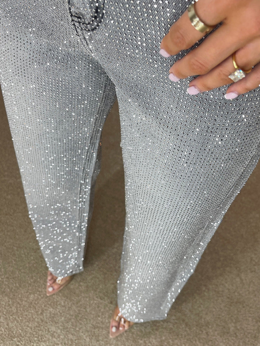 Valenzora | High-waisted jeans with diamond details