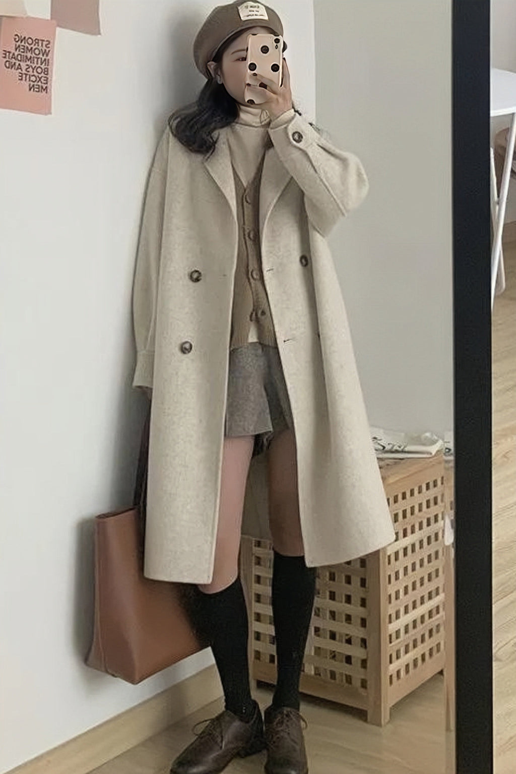 Elegantes und lässiges Winterkleid