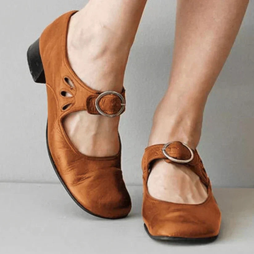 Valenzora | The Unique and Comfortable Leather Sandal