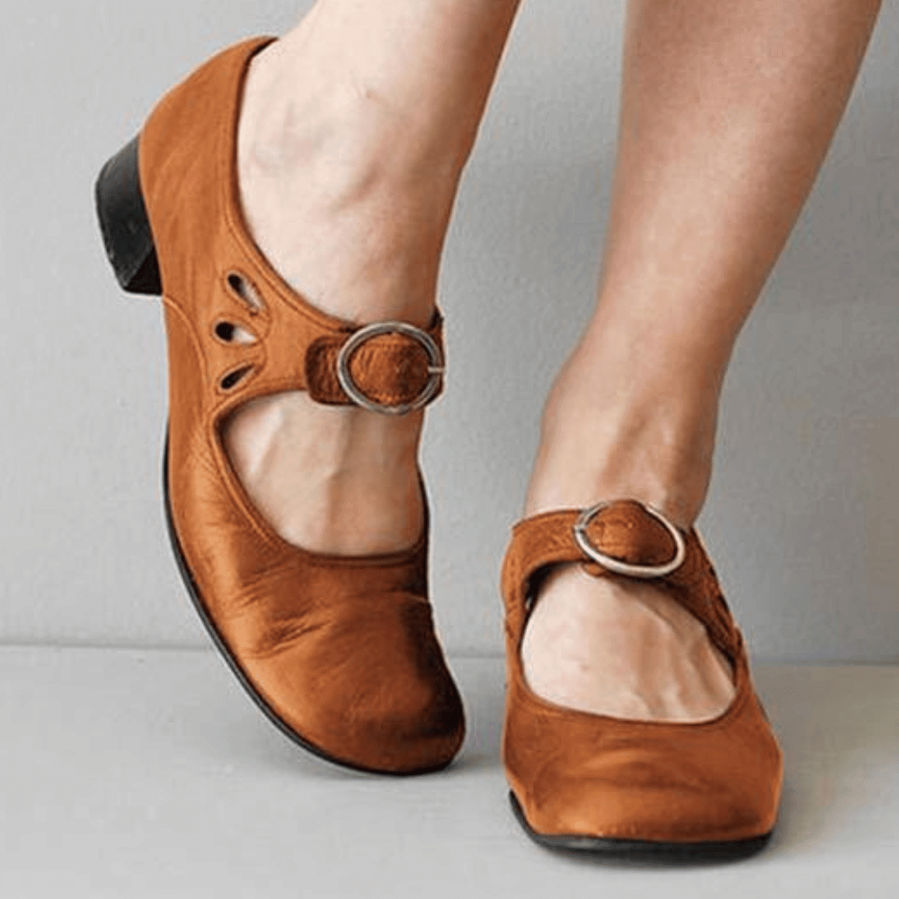 Valenzora – Unique leather sandals