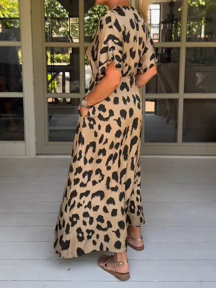 Valenzora | Women's dress set with V-neck and leopard print