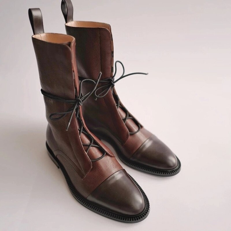 Valenzora | Knöchelhohe Stiefel im klassischen britischen Stil