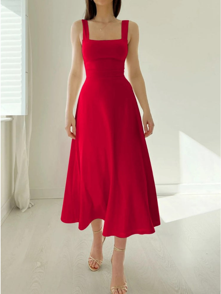 Enganliegendes sommerliches Minikleid