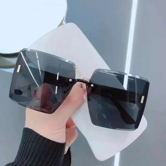 Valenzora | Stylische quadratische Vintage-Sonnenbrille für Damen
