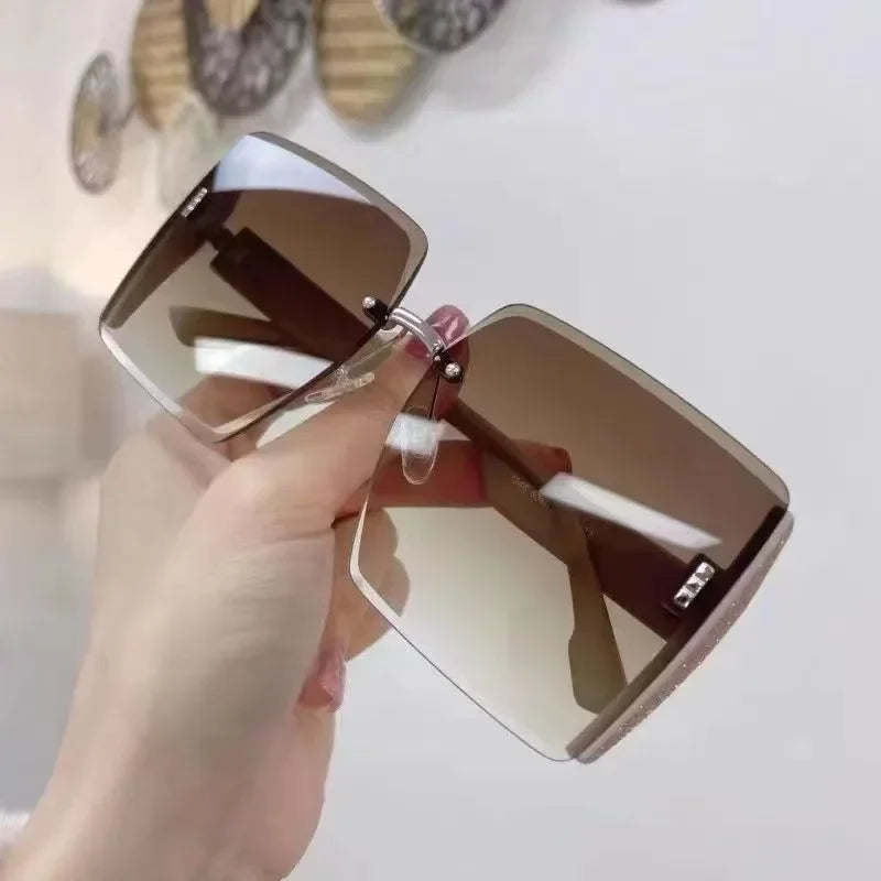 Valenzora | Stylische quadratische Vintage-Sonnenbrille für Damen