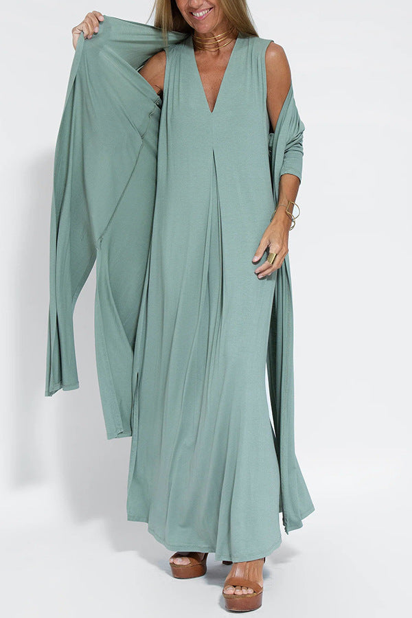 Fashionable and lightweight dress