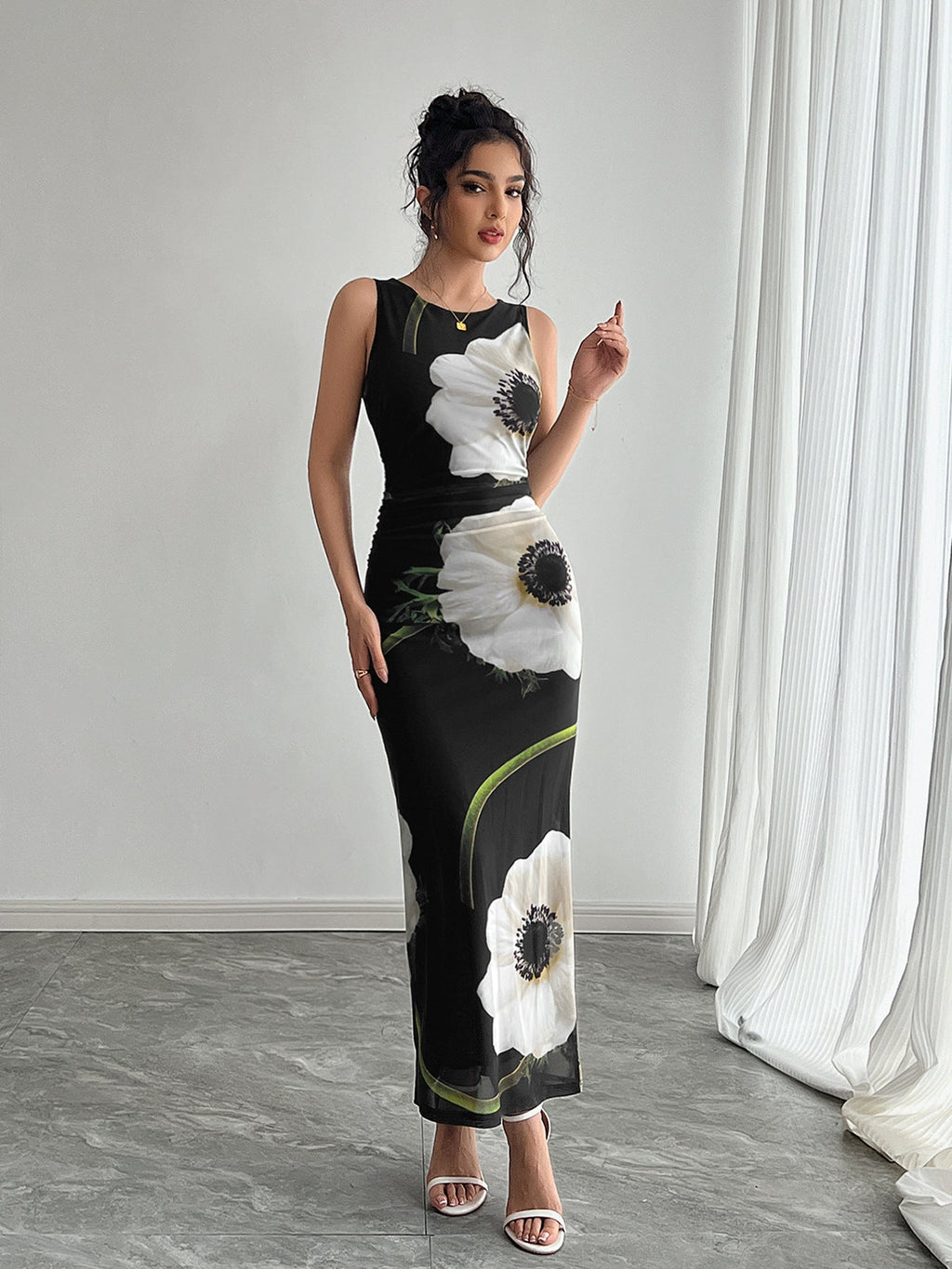 Valenzora | Black mesh-printed sleeveless long skirt dress