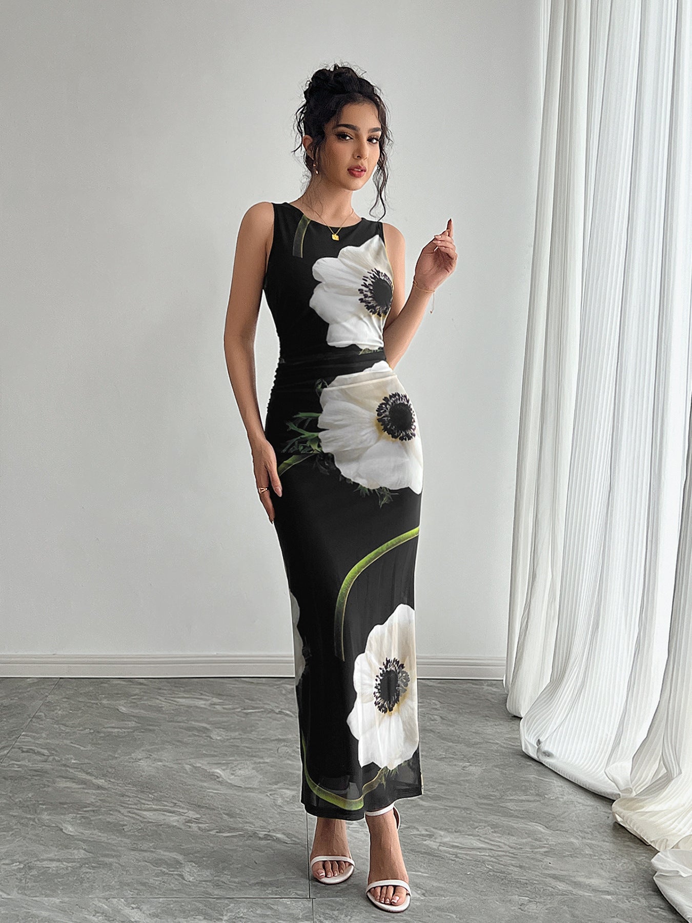 Valenzora | Black mesh-printed sleeveless long skirt dress