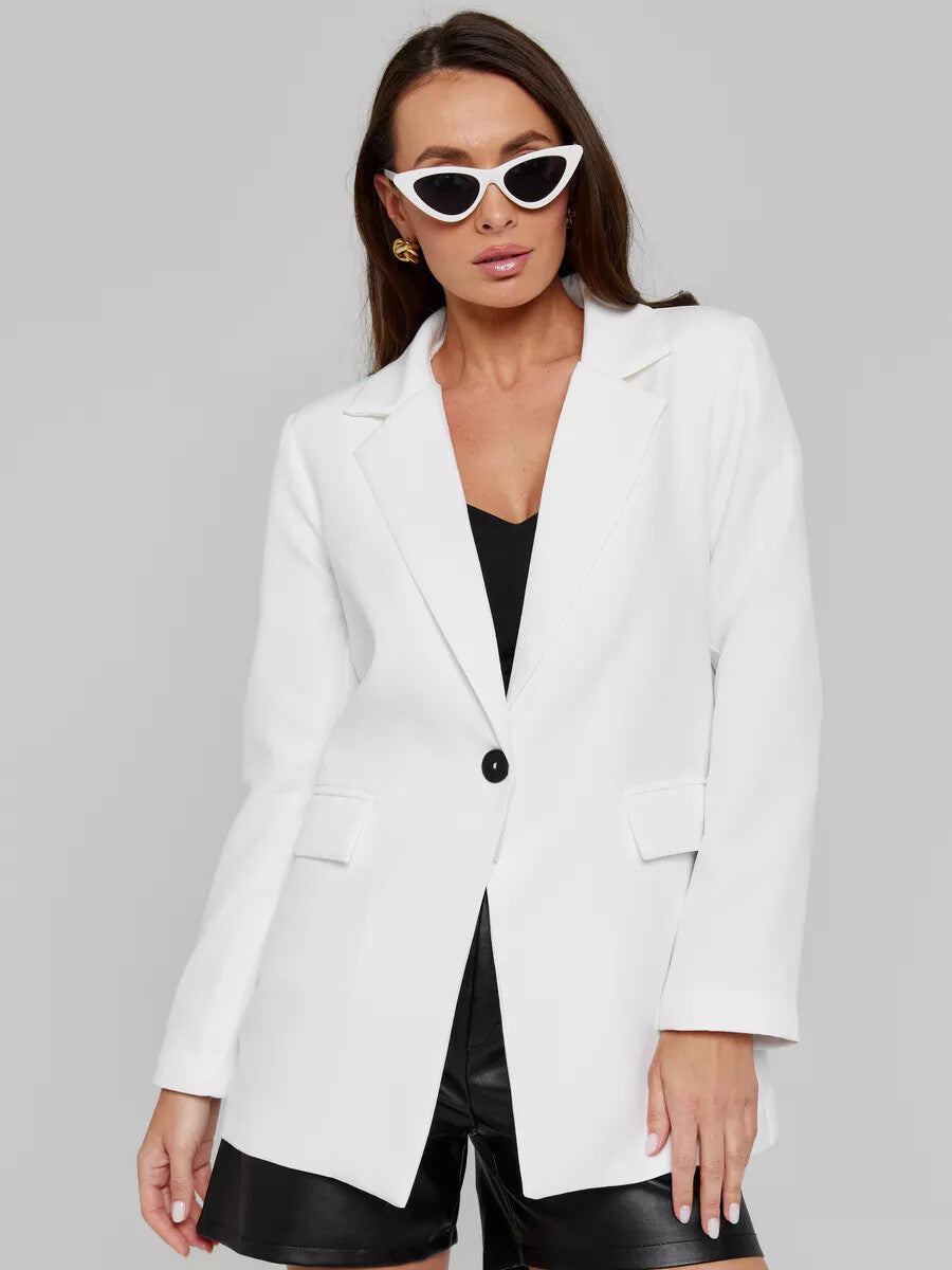 Women's elegant, tailored blazer in a modern cut, size