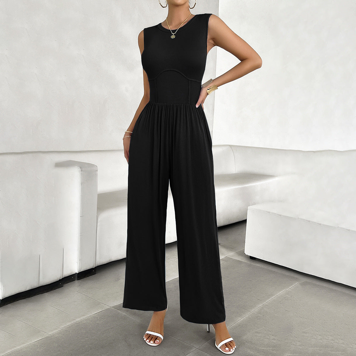Eleganter Damen-Jumpsuit mit weitem Schnitt und figurschmeichelndem Design, Größe S