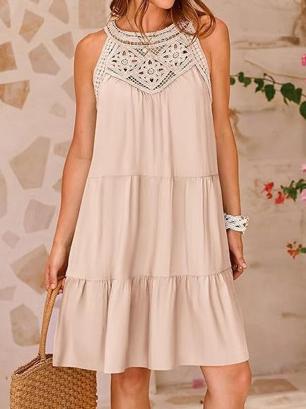 Luftiges Sommerkleid für Damen mit Spitzenbesatz und weitem Saum, Größe [size]