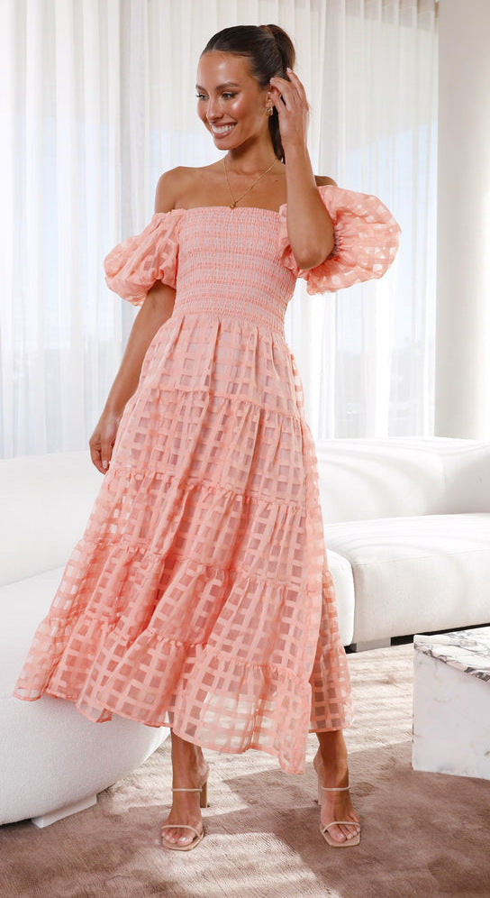 Valenzora | Damenkleid mit Einzelhals, Laternenärmeln, abgestuften Nähten