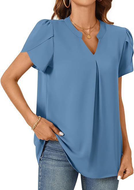Women's blouse with elegant V-neck detail and light puff sleeves, size [size]