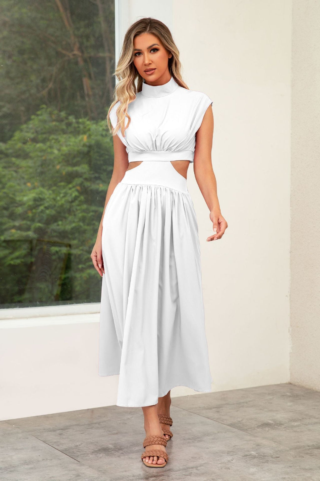 Damen-Cut-Out-Sommerkleid mit hohem Kragen, Größe