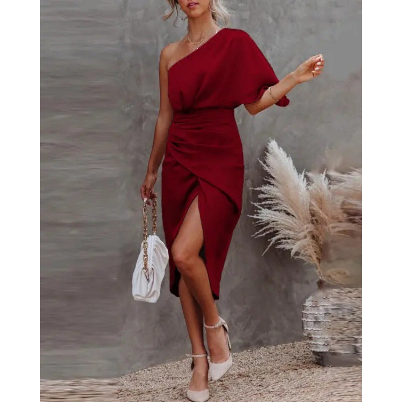Women's chic, asymmetrical evening dress with an elegant slit and sophisticated draping, size Valenzora