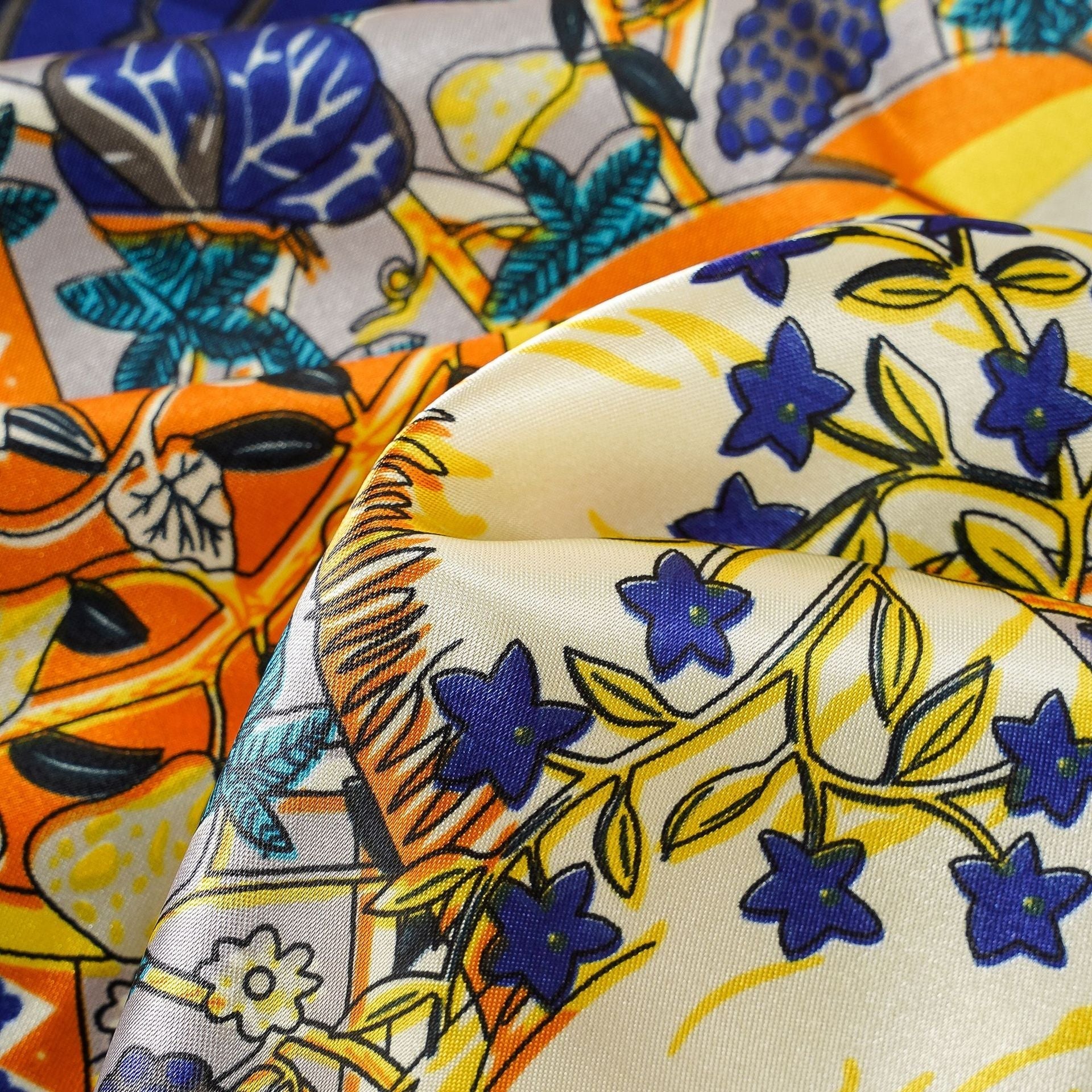 Damen-Luxusseidenschal mit kunstvollem Blumenmuster und schimmerndem Glanz, Größe Valenzora