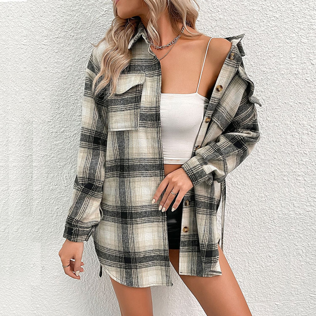 Women's casual overshirt jacket in a checked design with buttoned front, size S